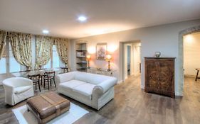 Right House Di Via Sulis - Best Neighborhood In The Town